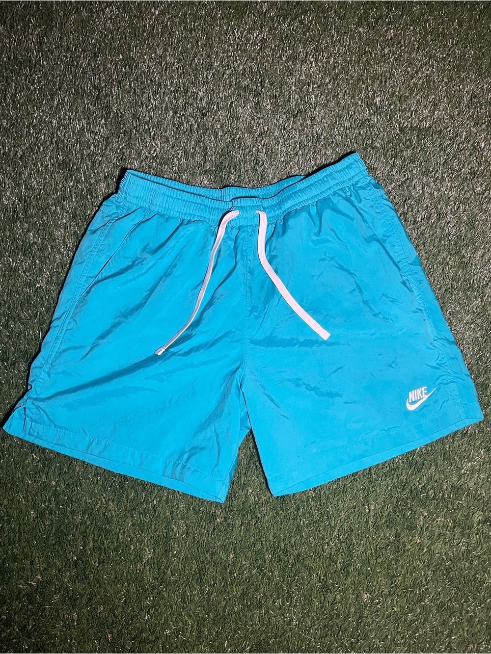 Nike Sport Essentials Men’s Large Turquoise Woven Lined Flow Shorts